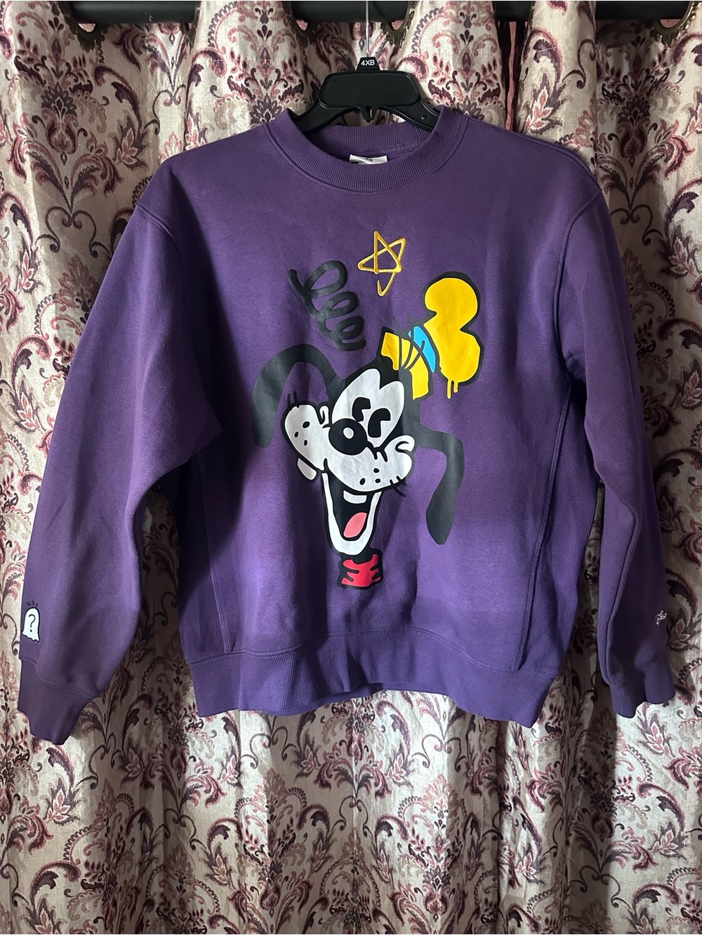 H&M Purple Men’s Sweatshirt with Goofy Graphic